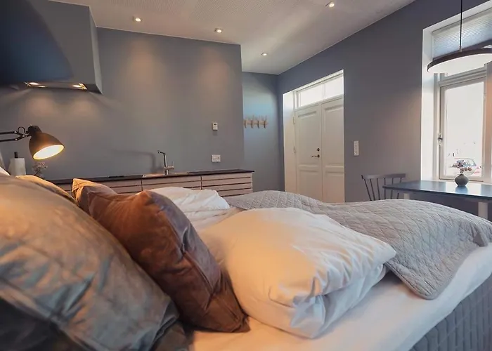 Dock House 95-97 מידלפרט